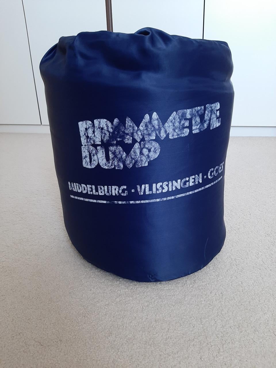 Warme slaapzak Polydaun in hoes. Envelop-model.
