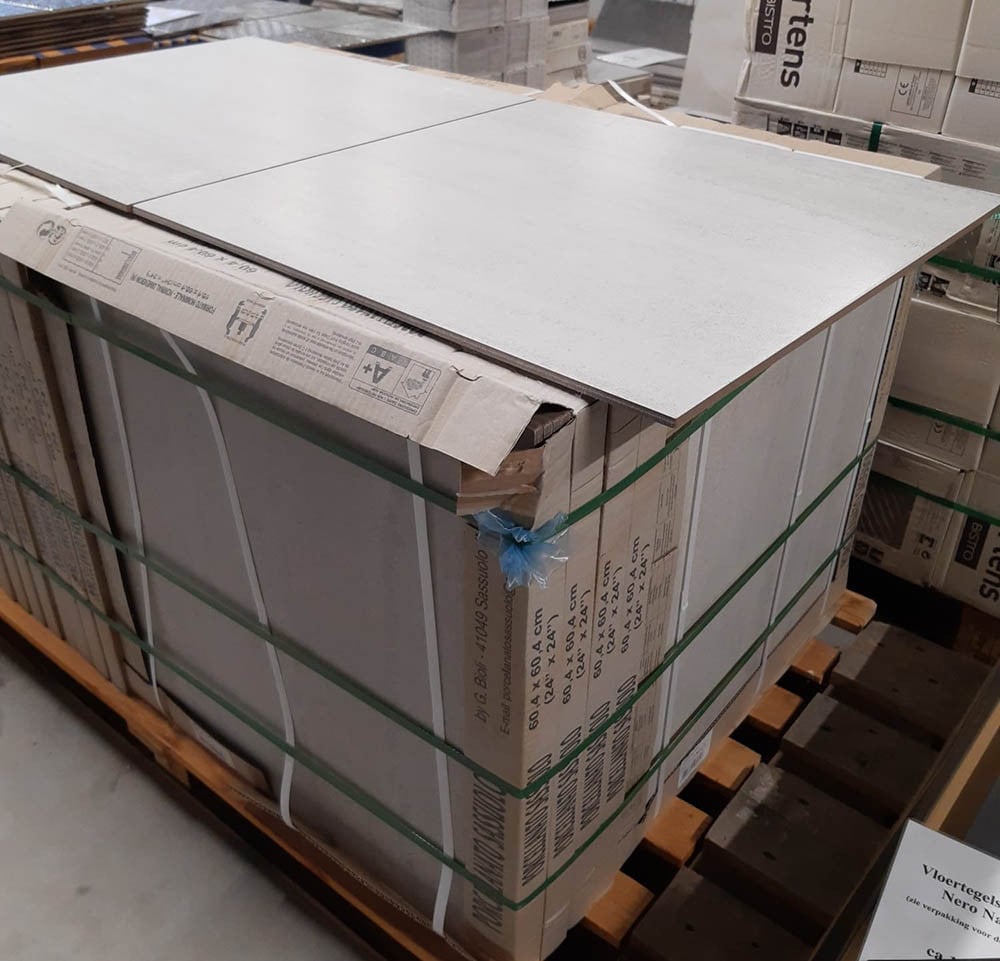 3030-306 4,32 m² Natuursteenlook tegels, 60x60cm, grijswit,vn € 297,65 voor