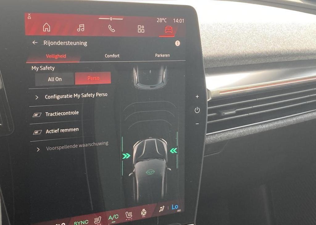 Renault Megane E-tech comfort range techno 60 kwh - demo / pack winter tech