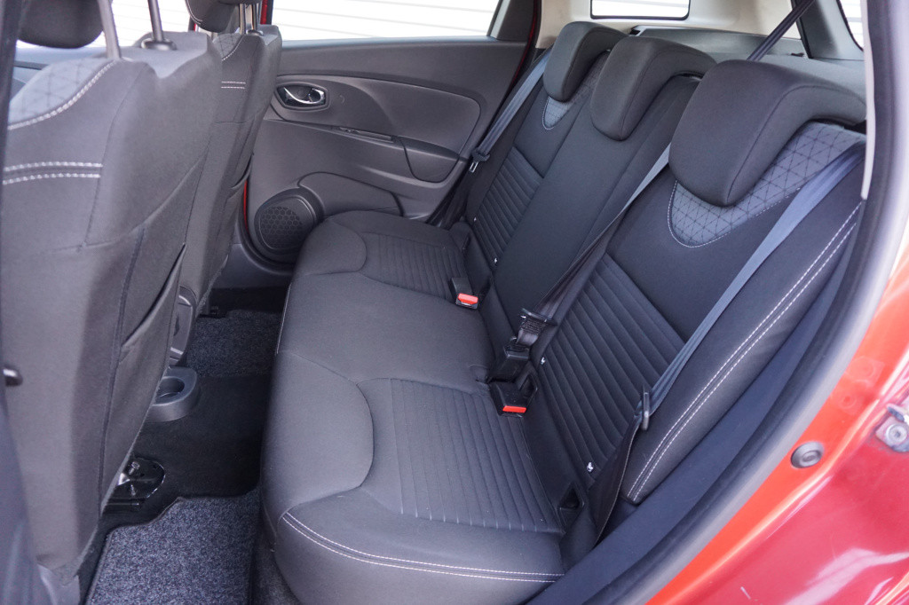 Renault Clio estate 0.9 tce dynamique climate / navi / cruise / elektr. ram