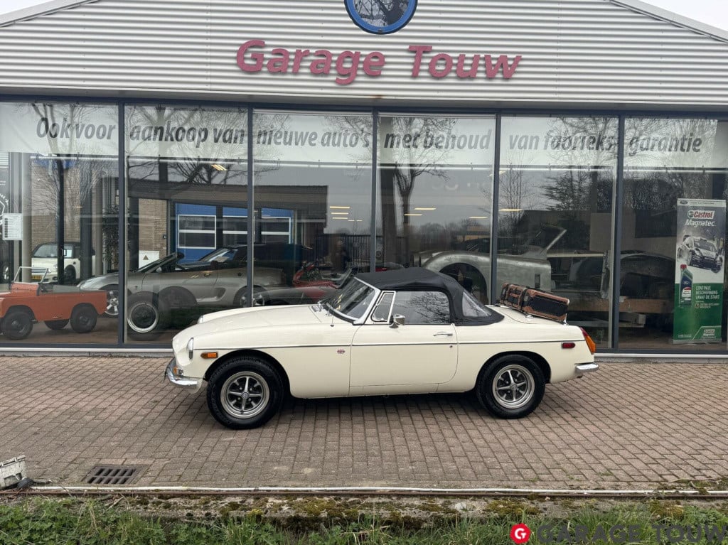 MG B 1.8 roadster *motor gereviseerd, nieuwe overdrive*