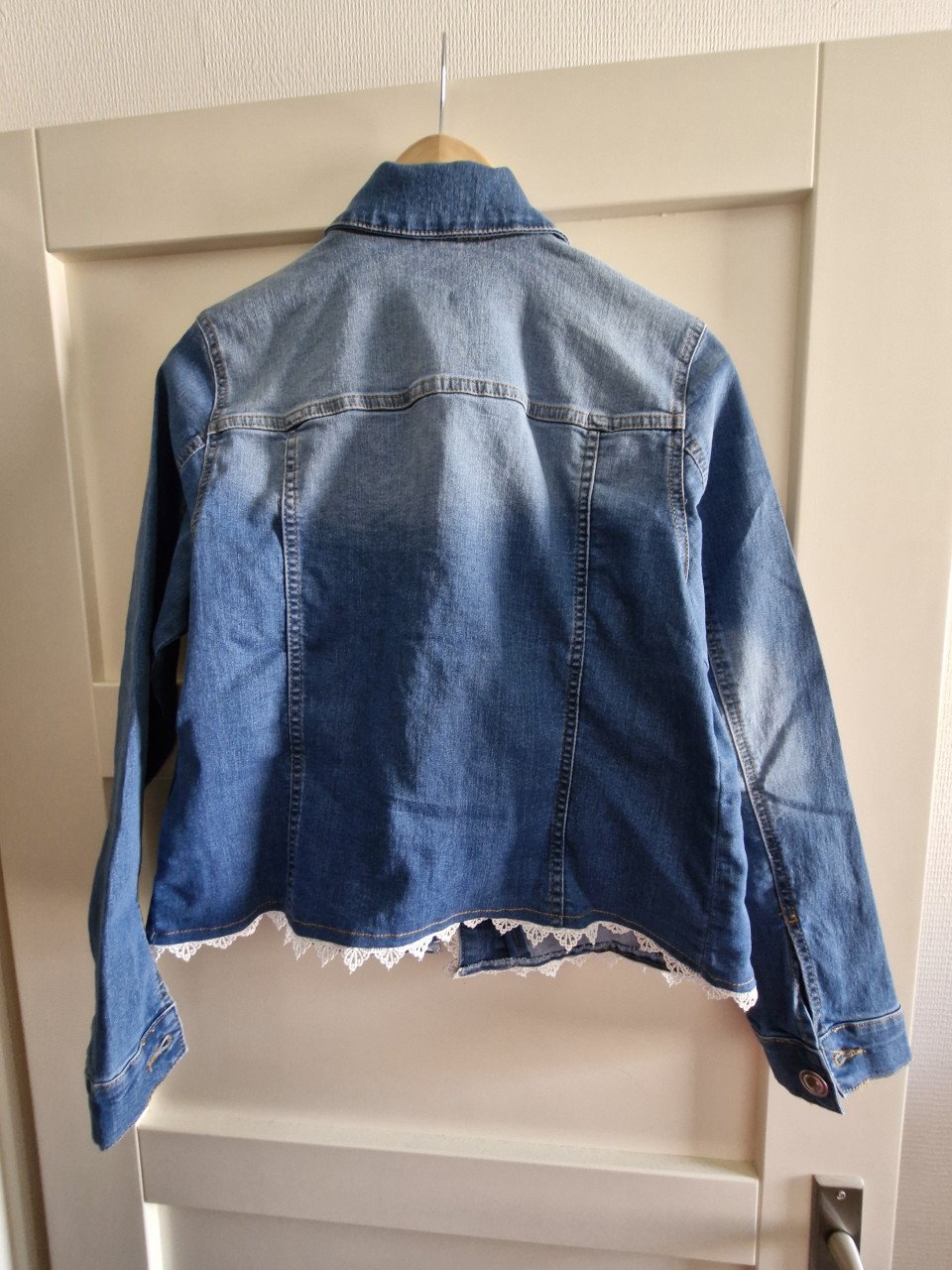 Jeansjasje NIEUW! Maat 38