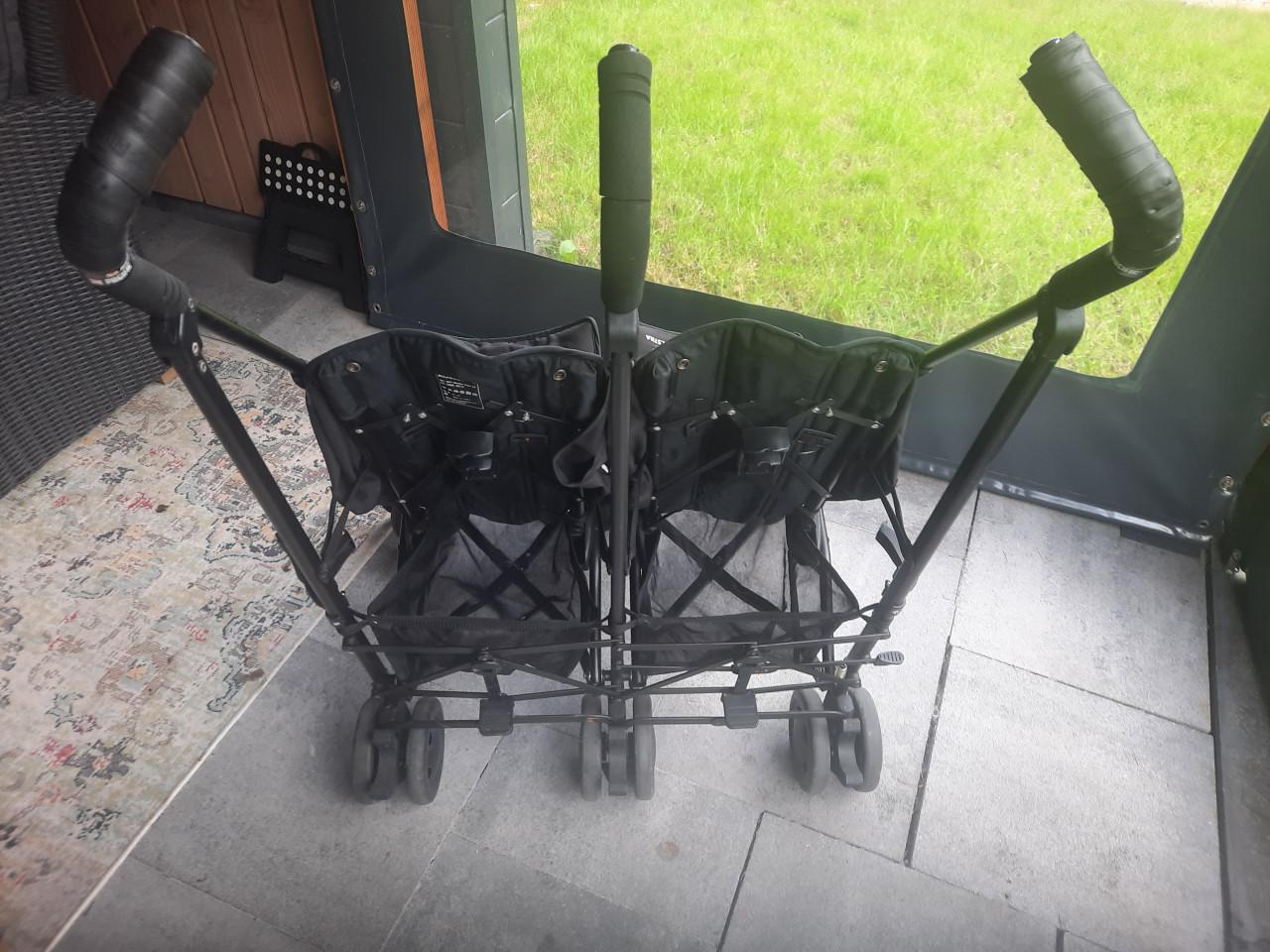 Koelstra tweeling buggy
