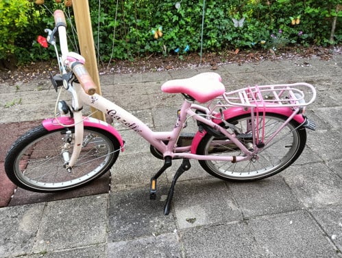 Verkocht.Te koop: meisjes fiets 20 inch