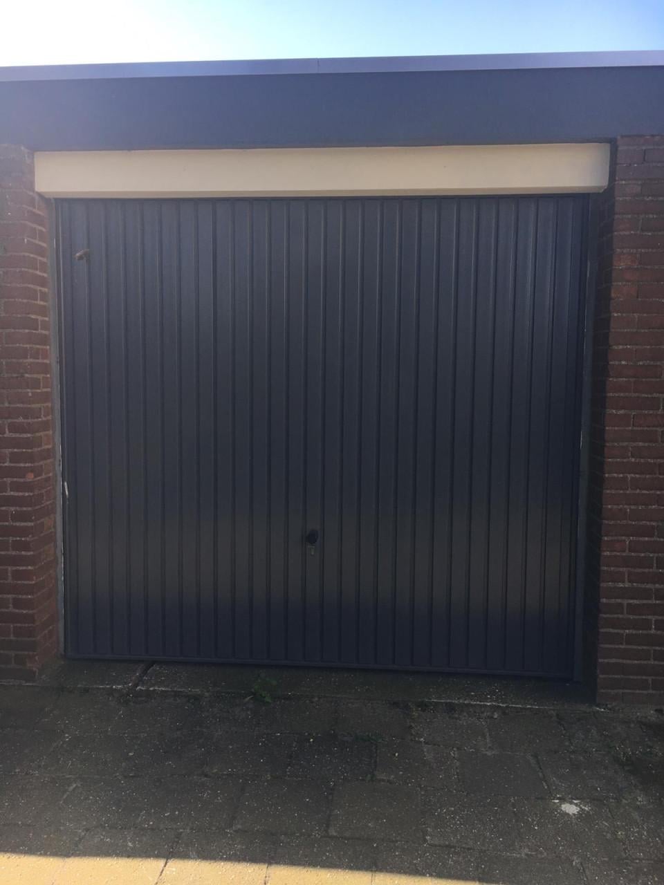 Te huur garagebox aan de Kastanjestraat in Goes.