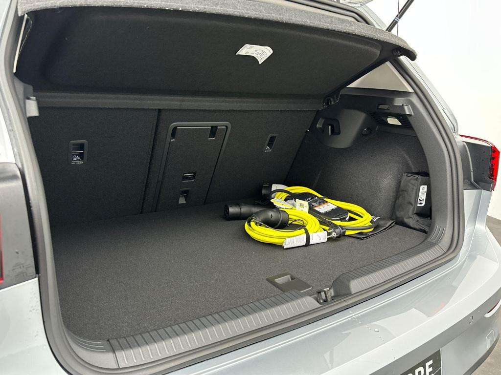 Volkswagen Golf life edition 204 pk plug in hybride