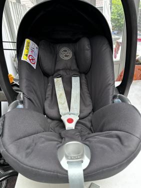 Cybex maxicosi met iso fix base