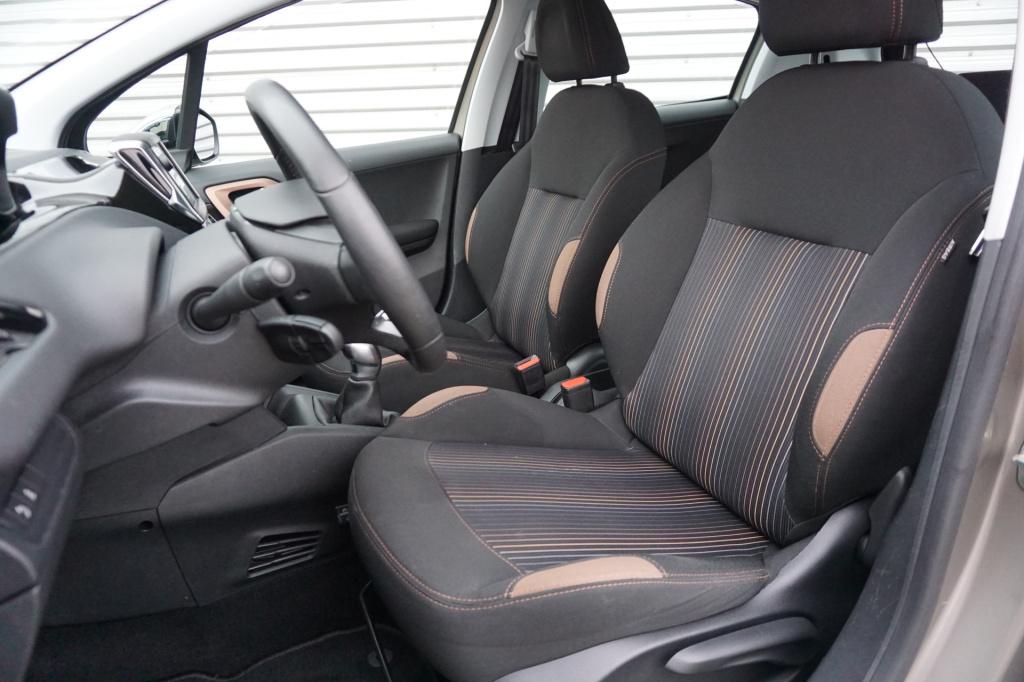 Peugeot 208 1.2 vti allure airco / cruise / elektr. ramen / parkeers. / nap