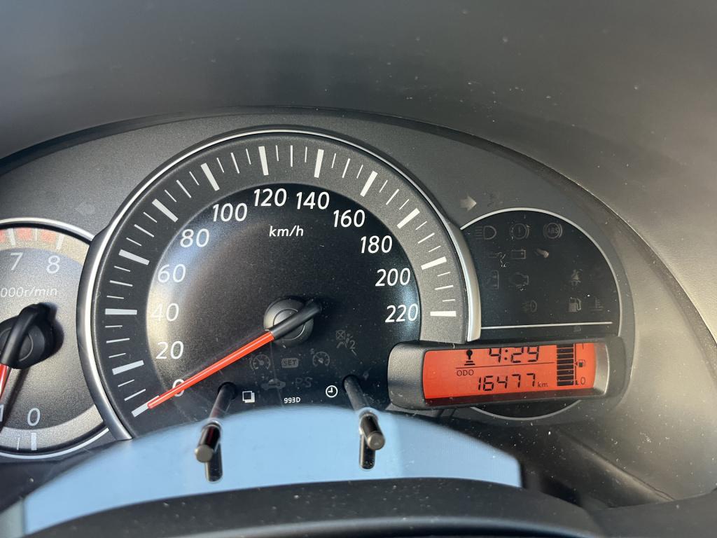 Nissan Micra 1.2 acenta 5 drs 16 dkm clima cruise lmv