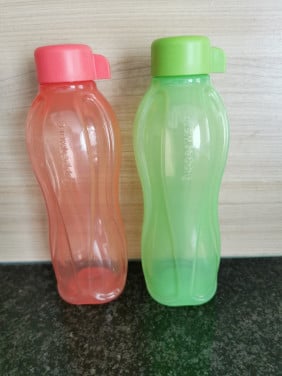 Tupperware drinkflessen