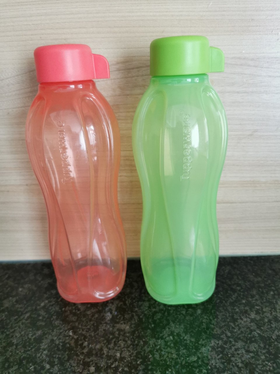 Tupperware drinkflessen