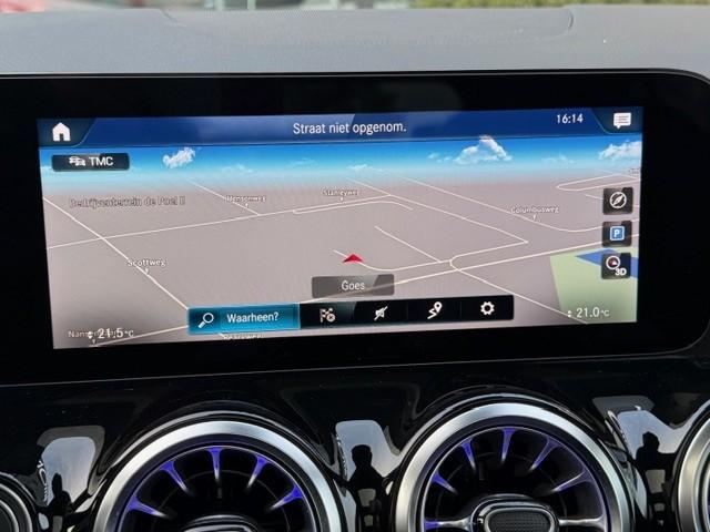 Mercedes-Benz Gla-klasse 180 business solution amg achteruitrij camera l sp