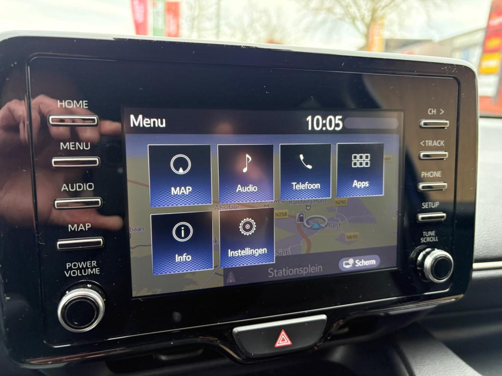 Toyota Yaris 1.5 hybrid dynamic