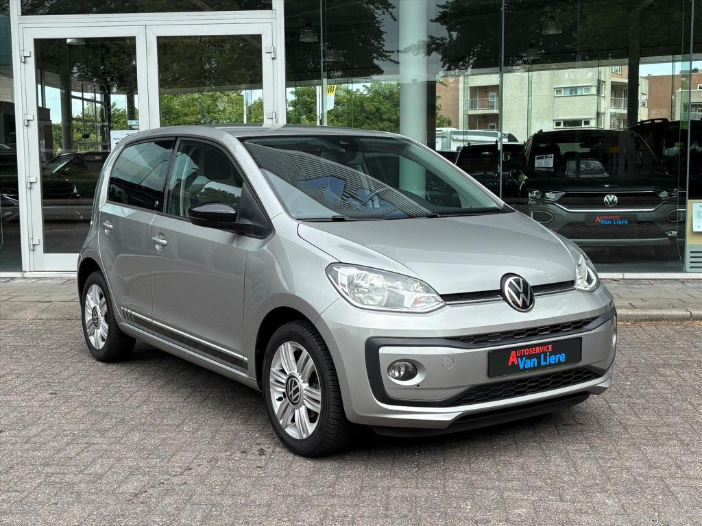 Volkswagen UP! 1.0 60pk up! beats| camera|stoelverwarming|climate|rijklaarp