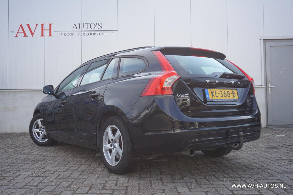 Volvo V60 1.6 d2 r-design