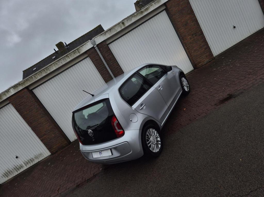 Volkswagen UP! 1.0 cup up! bluemotion / stoelverwarming / cruisecontrol / p