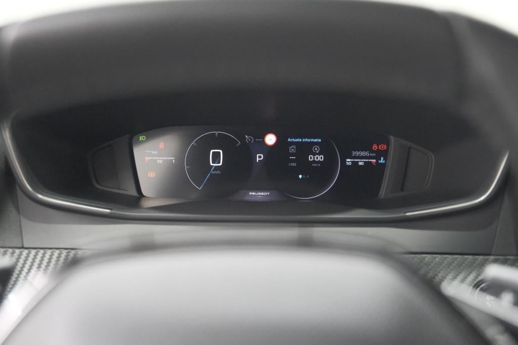 Peugeot 2008 puretech 130 eat8 allure | 360 camera | dodehoekdetectie | app