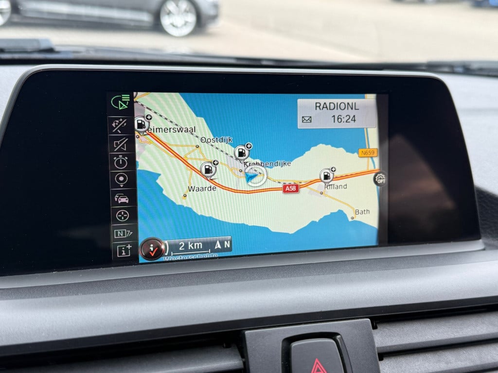 BMW 1 Serie 118i centennial high executive m-sport