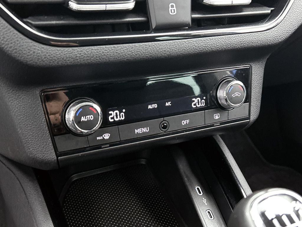 Skoda Scala 1.0 tsi ambition | climate control | navigatie | parkeersensore