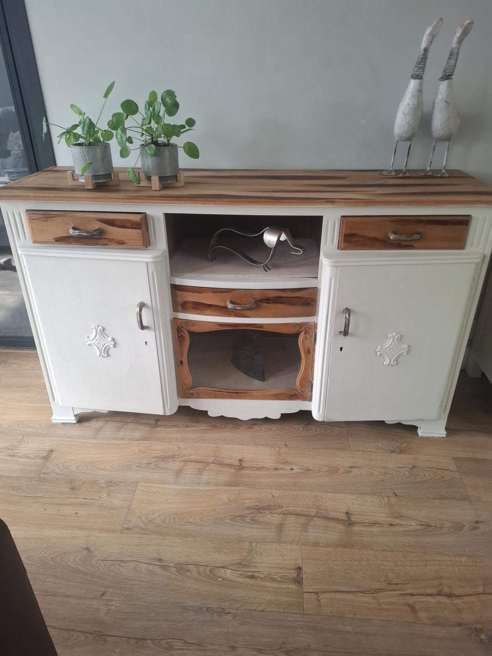 Prachtig dressoir