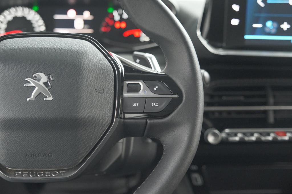 Peugeot 208 puretech 100 eat8 active pack | apple carplay | parkeersensoren