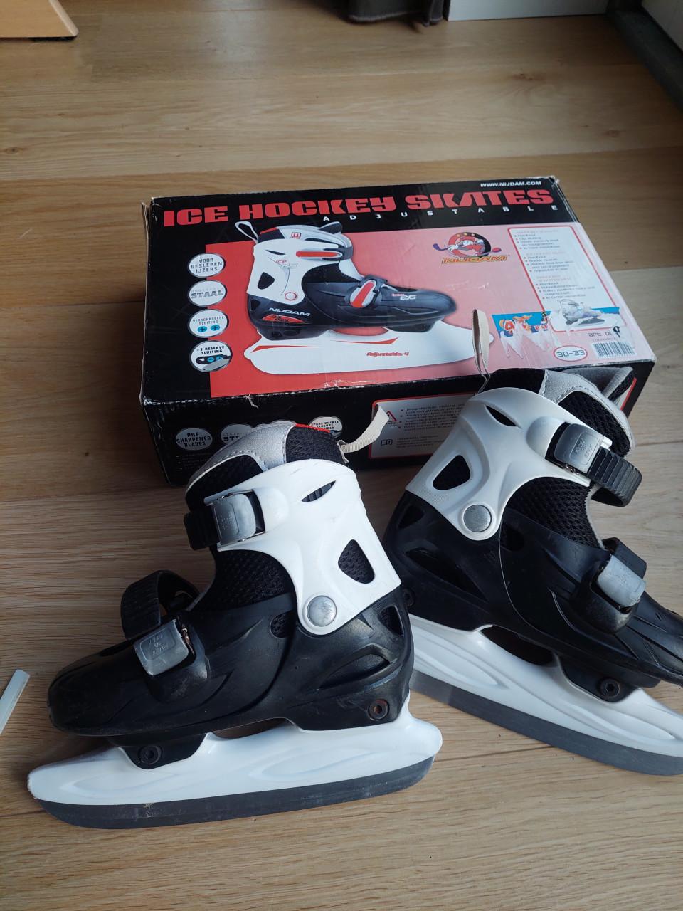 Ijshockey schaatsen 30-33