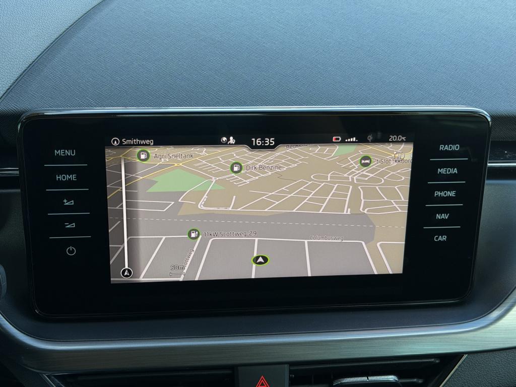 Skoda Kamiq 1.0 tsi scout line | apple carplay | lane assist | stoel/stuur 