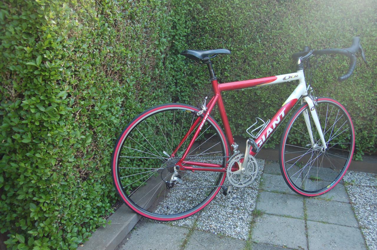 RACEFIETS - NIEUWE BANDEN