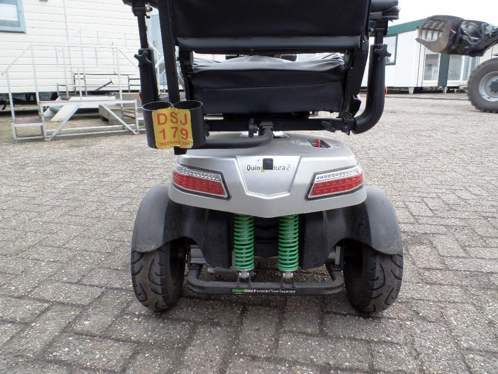 Scootmobiel met 5 wielen, achteruitrij camera, verwarmde handvatten