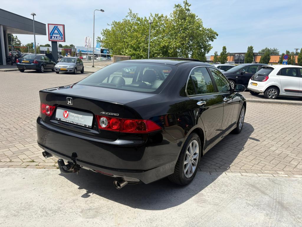 Honda Accord 2.4i executive
