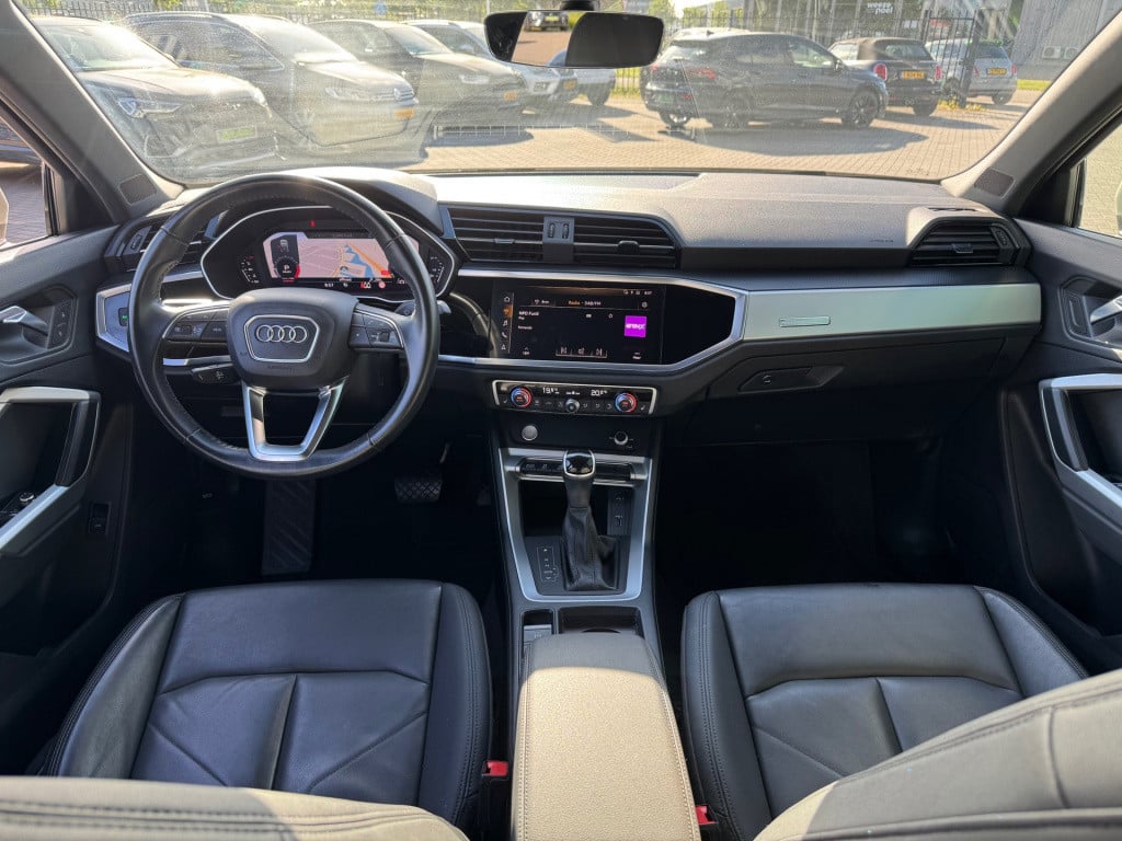 Audi Q3 sportback 35 tfsi pro line * camera * leer * carplay * black pack