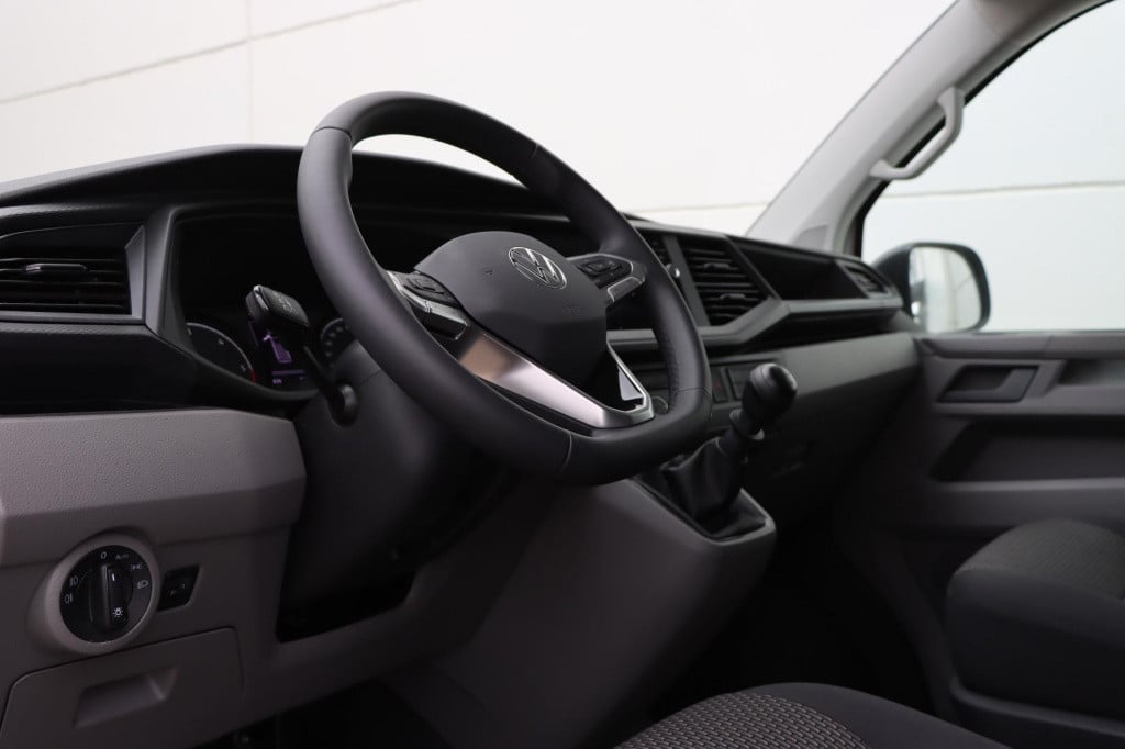 Volkswagen Transporter 2.0 tdi l2h1 28 comfortline 110pk