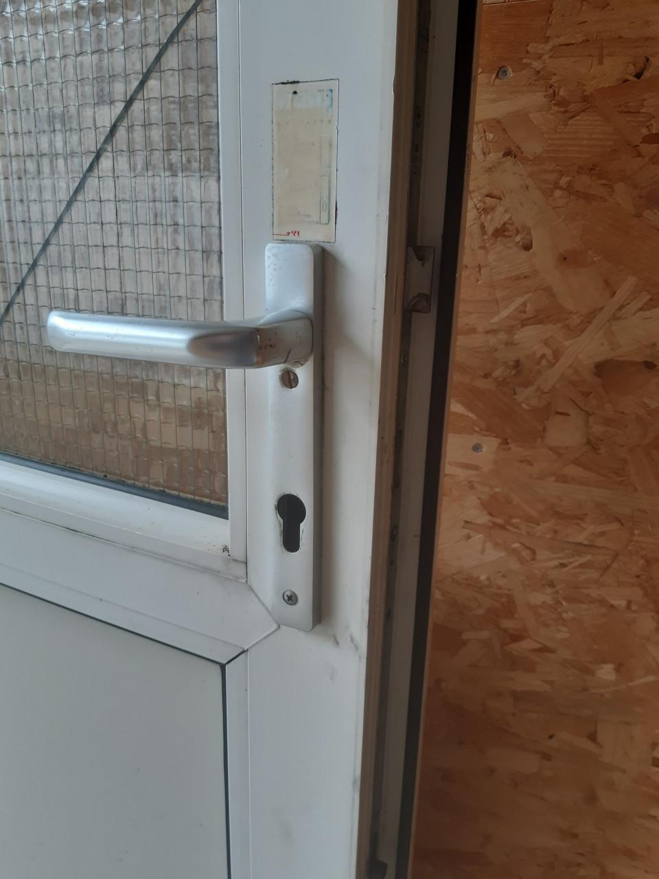 Gebruikte deur
