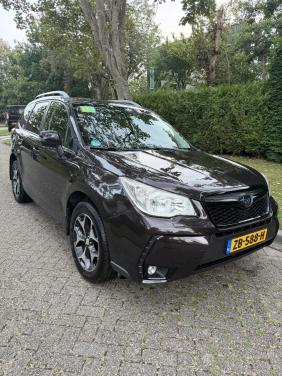 Subaru forester xt turbo 241 pk en 1 op 12 rijden
