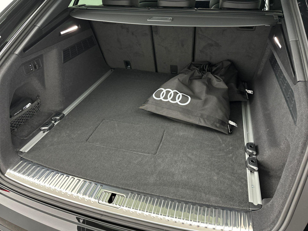 Audi Q8 55 tfsi e quattro pro line s