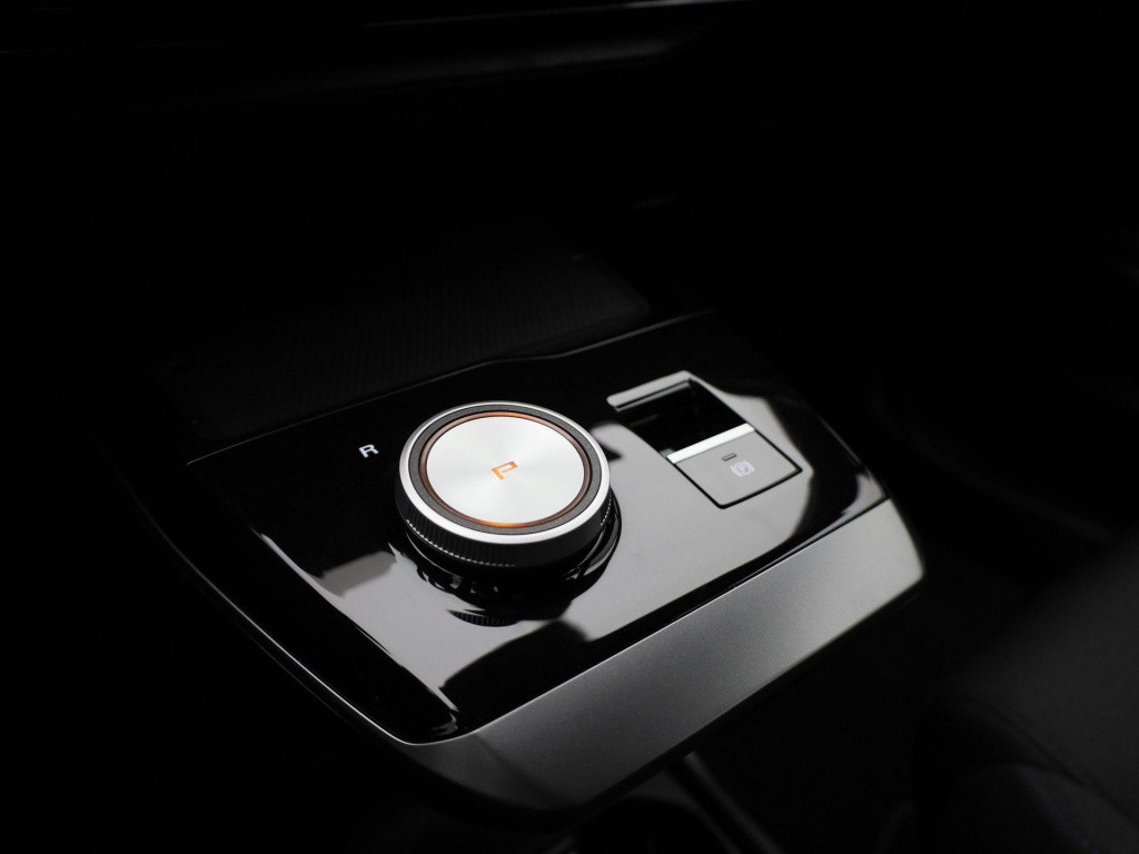 MG 4 standard 51 kwh | automaat | climate control | apple carplay/android |