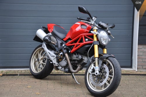 Ducati Monster 1100 S