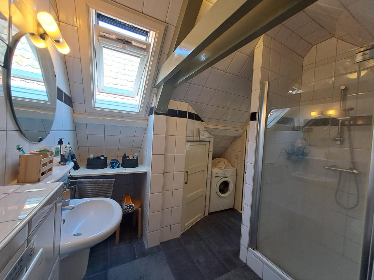 Sfeervol gemeubileerd appartement in centrum Middelburg.