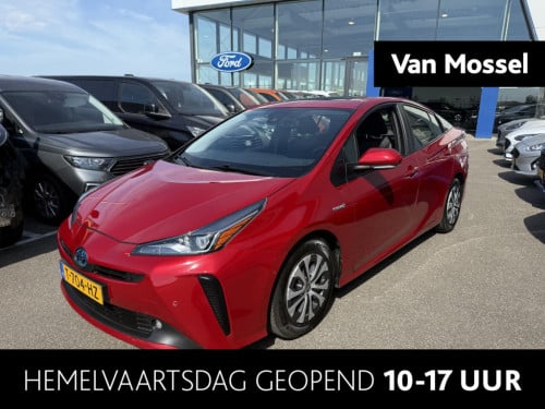 Toyota Prius 1.8 executive automaat | trekhaak | winterset | panoramadak | 