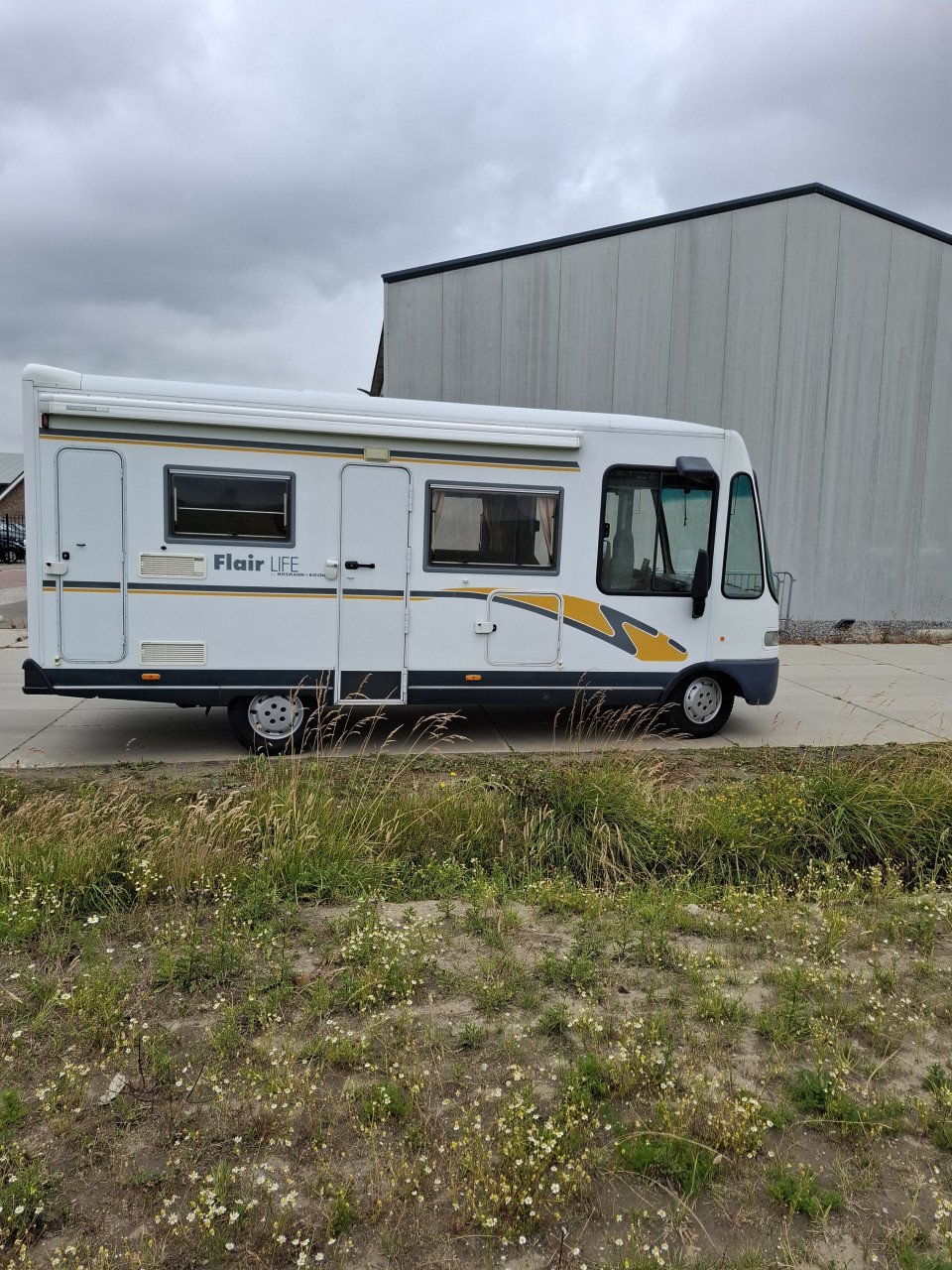 Camper