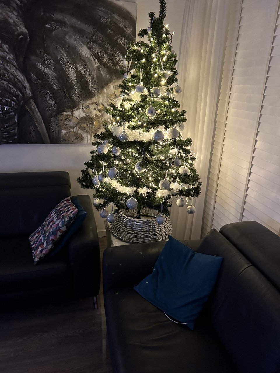 Te koop kunstkerstboom