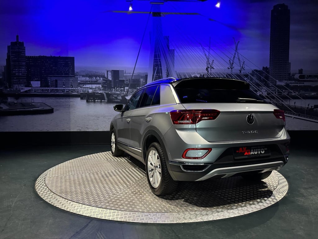 Volkswagen T-roc 1.5 tsi style*led*virtual*dab+*pdc v&a*trekhaak*navi*appco