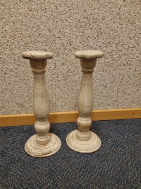 2 houten (kaarsen)standaards