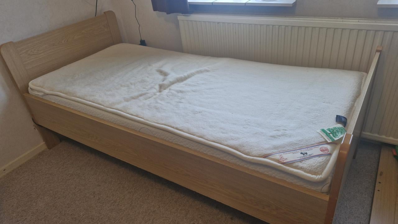 Seniorbed verstelbare lattenbodem