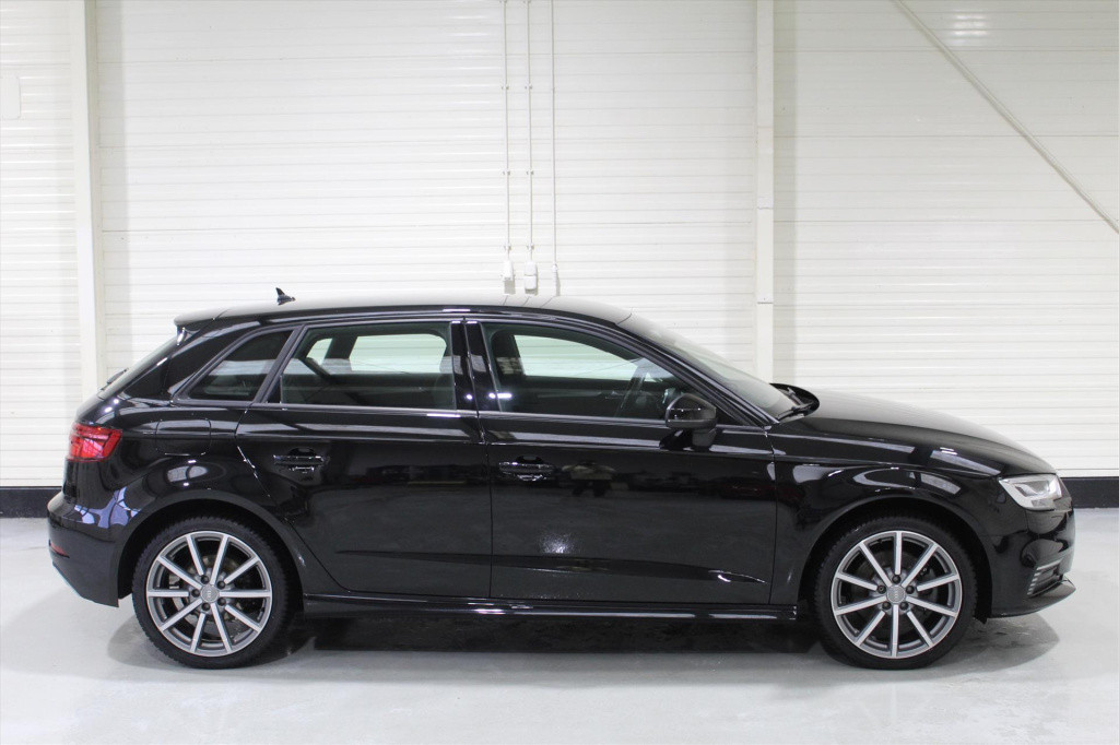 Audi A3 40 e-tron 204pk s tronic advance sport