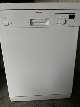 Bosch vrijstaand Vaatwasser 3 in 1 systeem energieklasse A+ 85x60 cm.