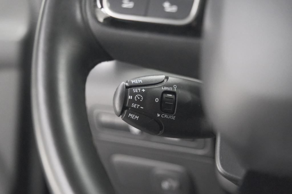 Citroen C3 Aircross puretech s&s 110 shine | navigatie | camera | parkeerse