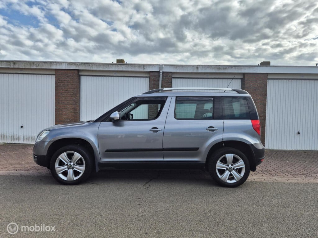 Skoda Yeti 1.2 tsi elegance / origineel nl / cruisecontrol / trekhaak