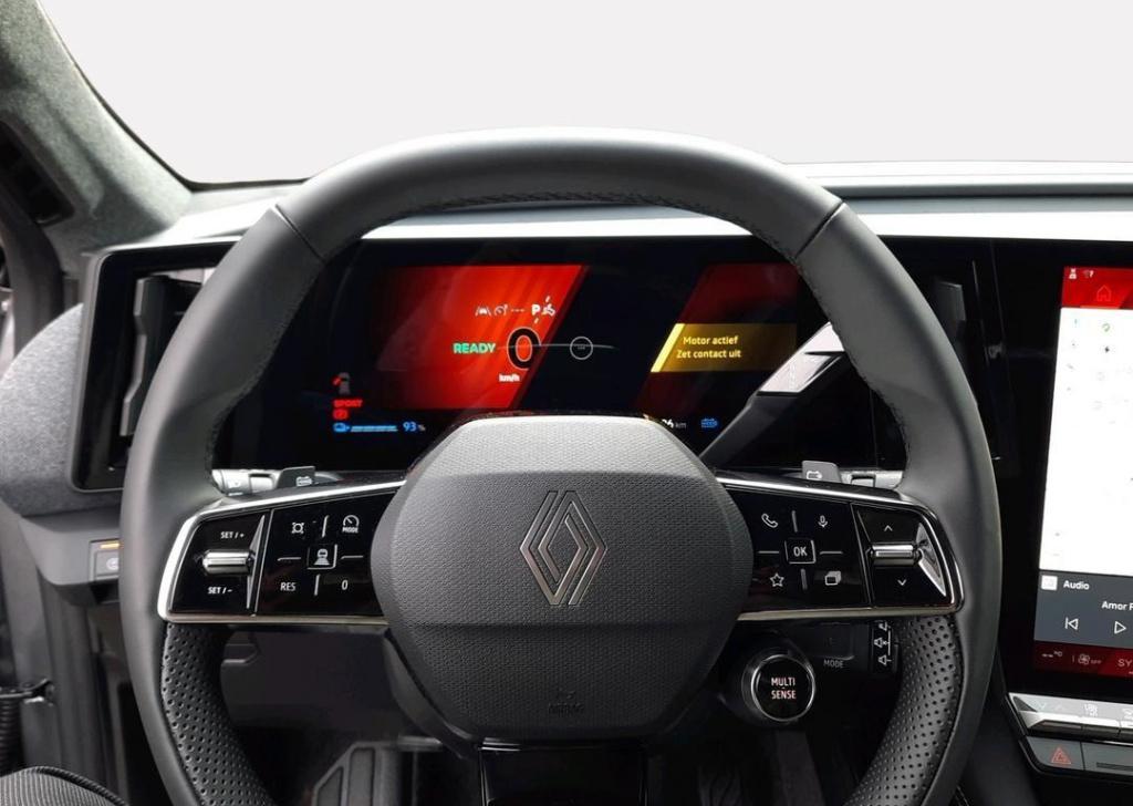 Renault Scenic e-tech ev87 long range techno