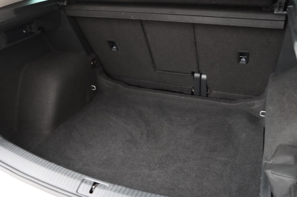 Volkswagen Tiguan 1.4 tsi connected series